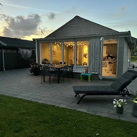 Villa Family House In A Quiet Area Ringkøbing